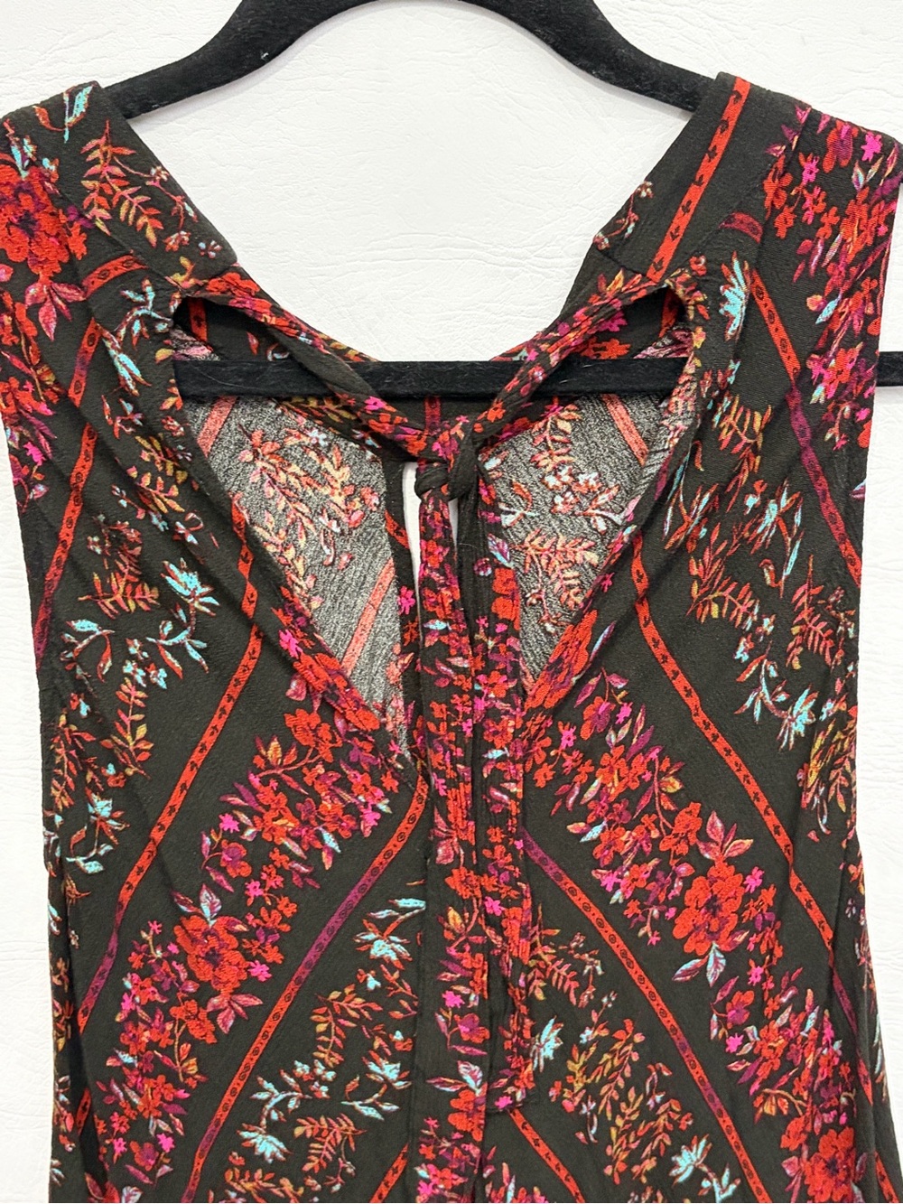 Volcom Black Midi Dress with Red Floral Stripes - Picture 5 of 11